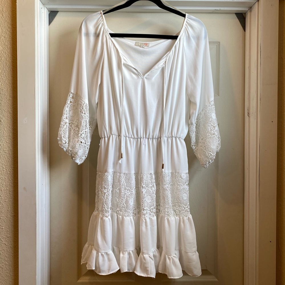 Gianni Bini White Lace Peasant Dress